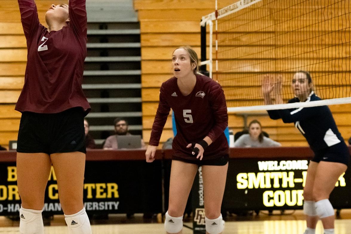 Volleyball ends regular season on a high note in sweep