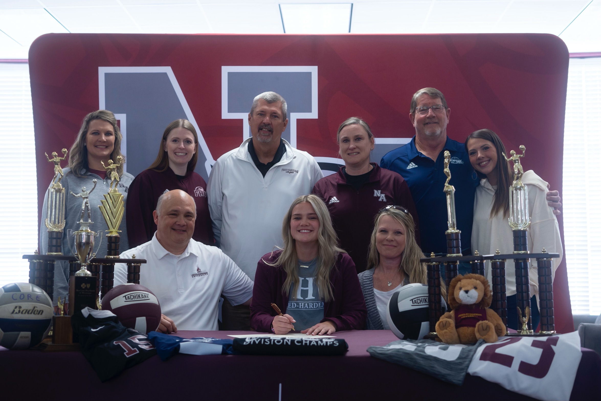 Lady Lion volleyball inks New Albany record-holding setter